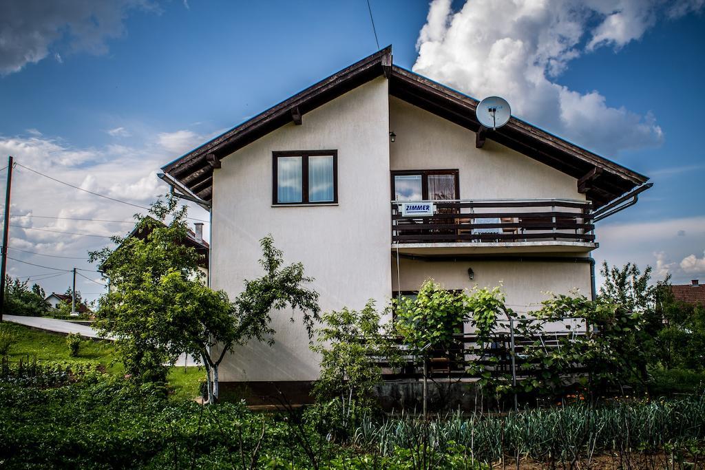 Guest House Tena Slunj Exterior foto